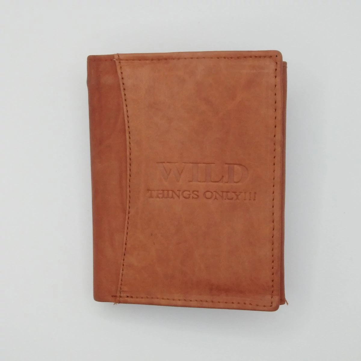5679 Wild Things álló pénztárca hátulzsebes cognac