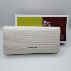 42100 Peterson pénztárca kívül kártyás beige