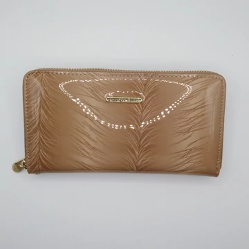5295-11 Jennifer Jones pénztárca körbecippes kézifogós beige